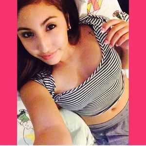 Meet your Posher, Thalia