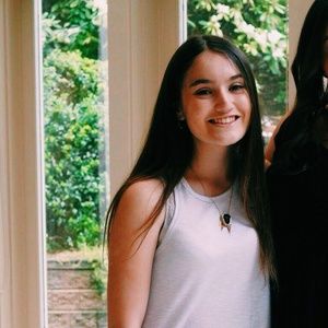 Meet your Posher, Victoria