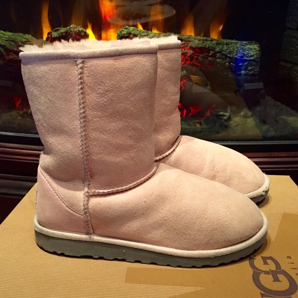 UGG Shoes - CLEARANCE SALE! BABY PINK Classic Short UGGS