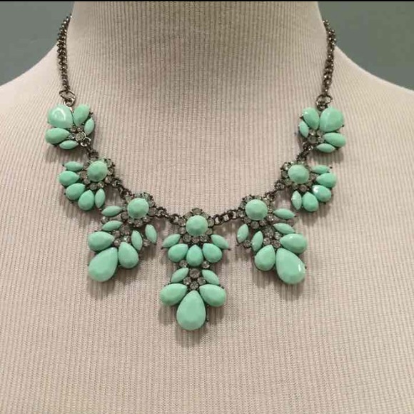 Pretty Mint Necklace