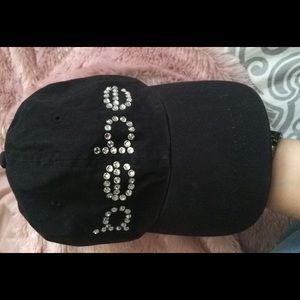 Bebe fitted cap