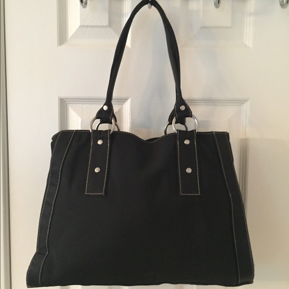 🚫SOLD🚫Kenneth Cole Reaction Black Nylon Shoulder - Picture 2 of 4