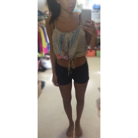 Crop top