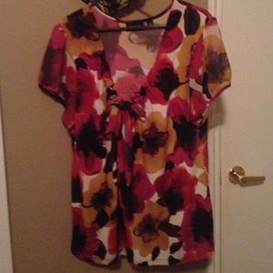 Great condition floral blouse