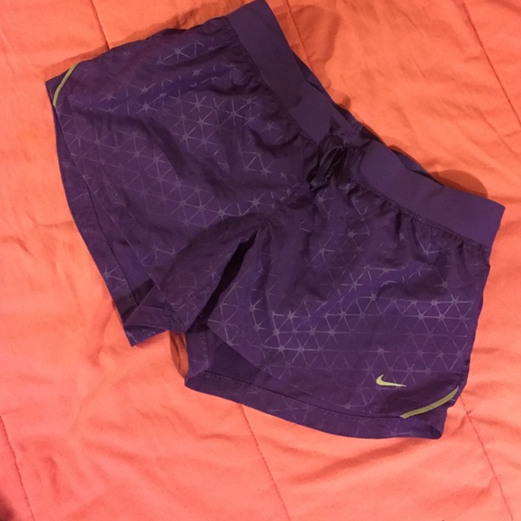 Large purple Nike shorts