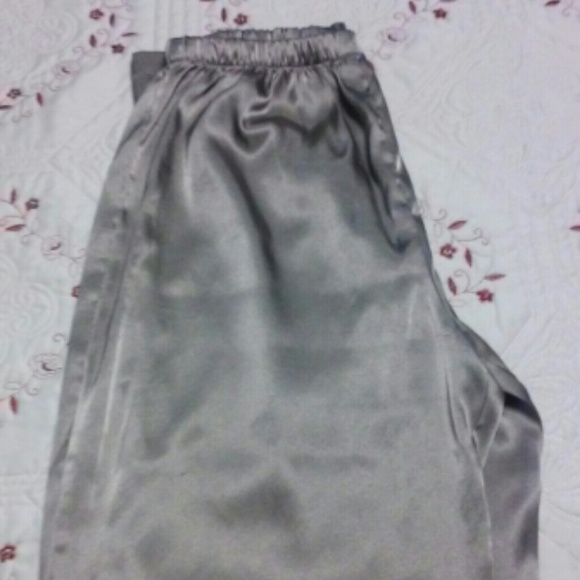 Light Tan Pajama set - Picture 2 of 2