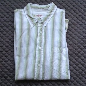 Men's green striped collar shirt