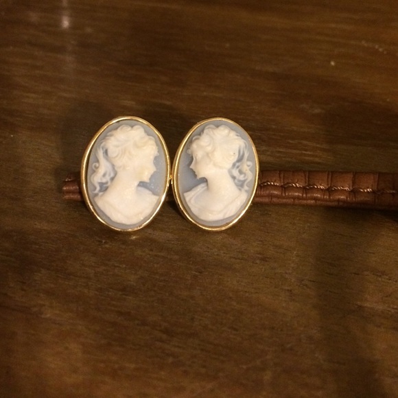 Vintage cameo earrings