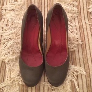 Kate Spade Karolina satin pump