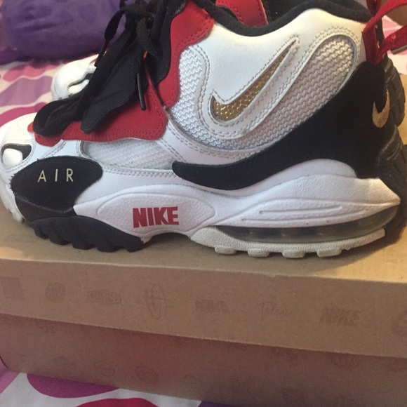Air Max Speed Turfs - Picture 2 of 4