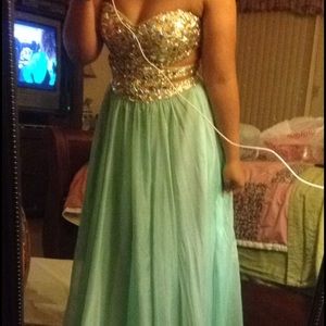 My friends prom dress.
