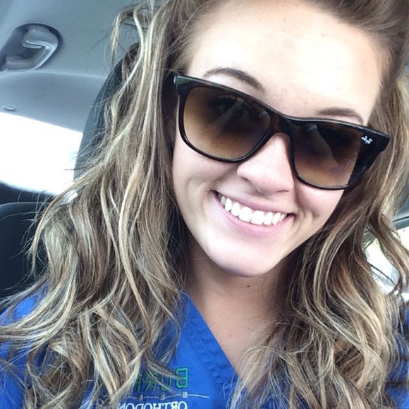 🎀AUTHENTIC RAY-BAN SUNGLASSES🎀 - Picture 4 of 4