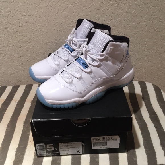 Authentic Jordan 11 Retro BG