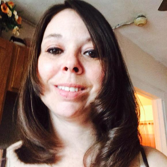 Meet your Posher, Becky - Picture 1 of 1