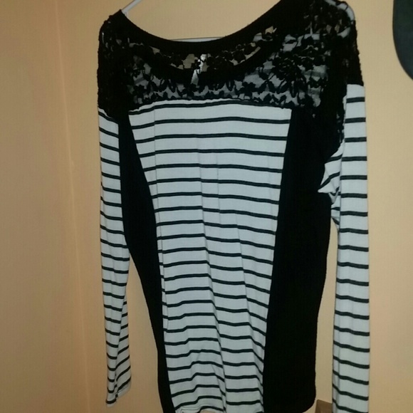 Shirt - Picture 2 of 2