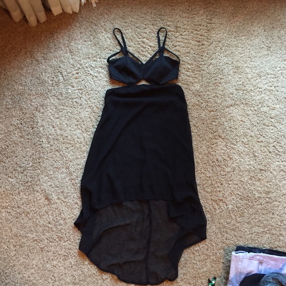 Backless dress