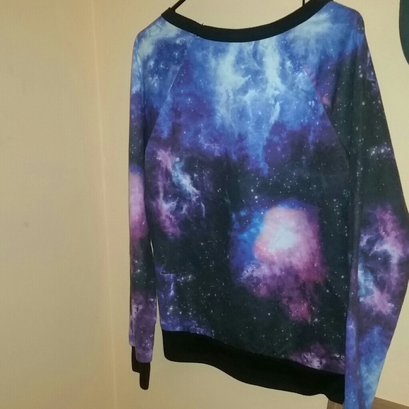 Sweater - Picture 2 of 2