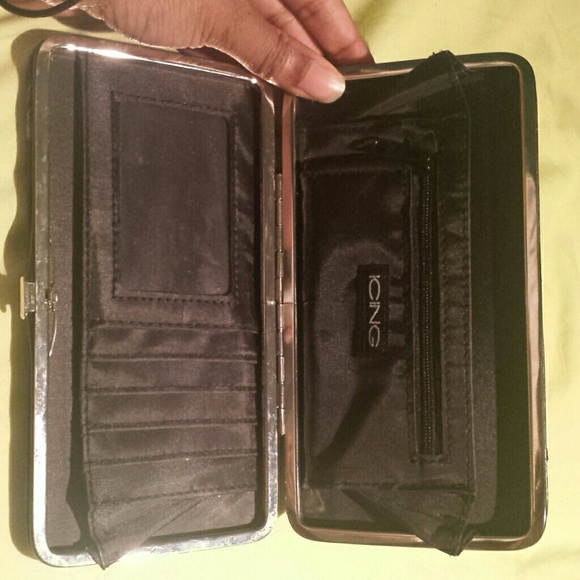 Icing Wallet - Picture 3 of 3