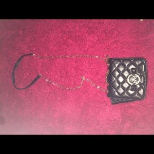 Small black side purse