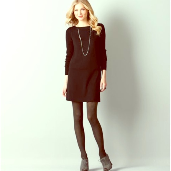 Adorable and flattering loft dress sz 6