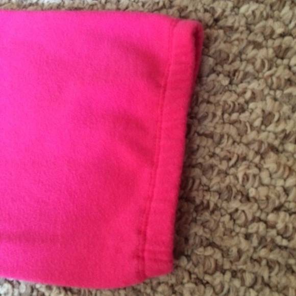 Size small - Picture 2 of 4