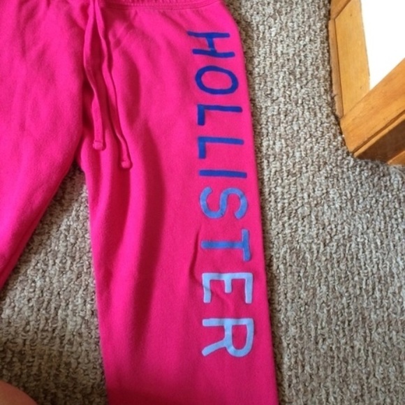 Size small - Picture 3 of 4
