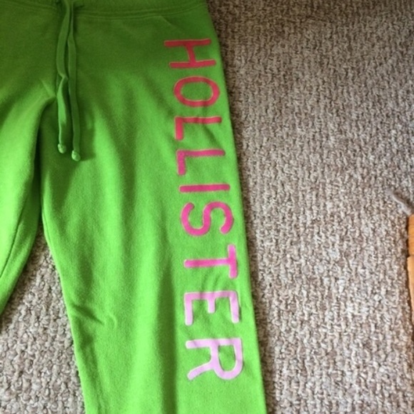 Size small - Picture 3 of 4