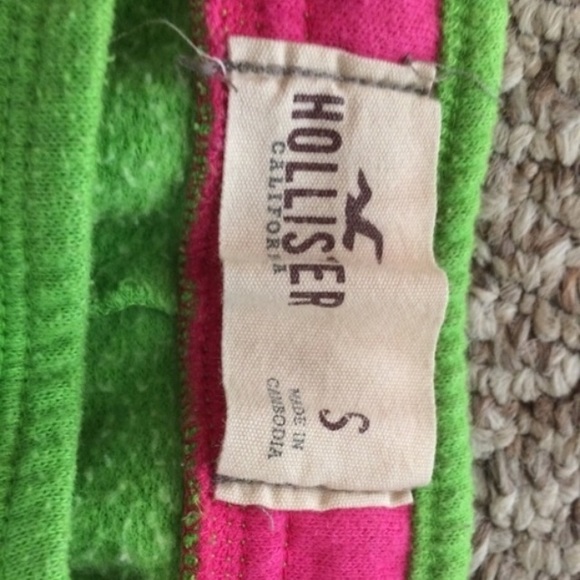 Size small - Picture 4 of 4