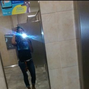 Meet your Posher, Shania