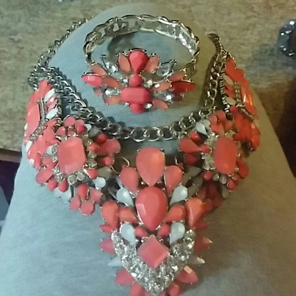 Coral and silver statement necklace and bracelet:)