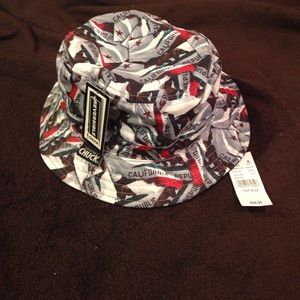 Reversible Pac Sun Bucket Hat!