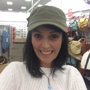 Meet your Posher, Ginnette