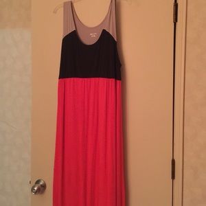 Adorable maternity (or not!) dress