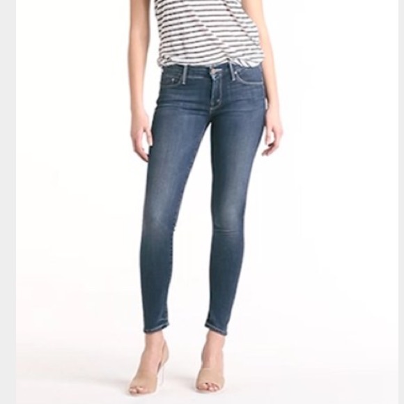 PAIGE Denim - NWOT Paige Skyline Ankle Jeans