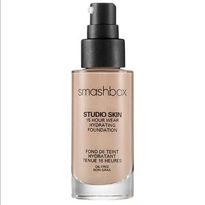 Smashbox - Studio Skin 15 Hr. Hydrating Foundation