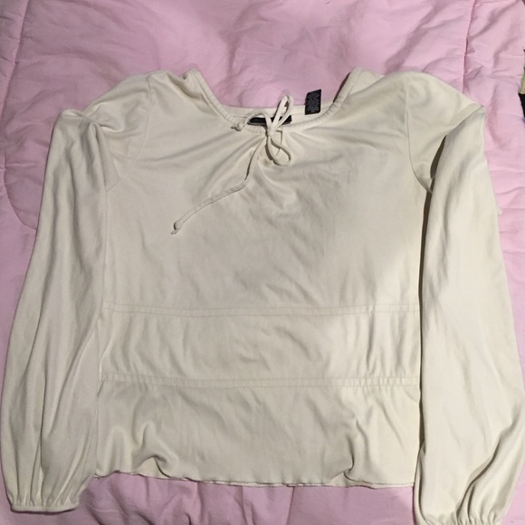 Long sleeve top✨ - Picture 2 of 4