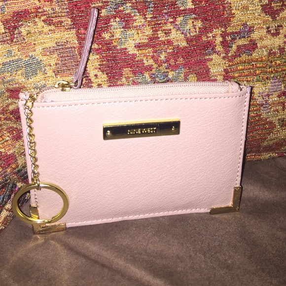 Nine West card holder with key ring.