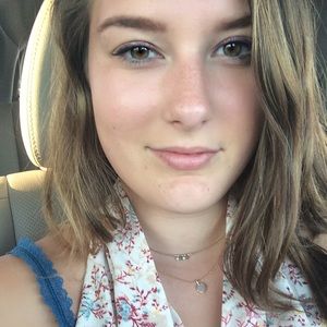 Meet your Posher, Grace