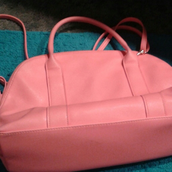 Large coral purse (more pink then picture shows) - Picture 3 of 3