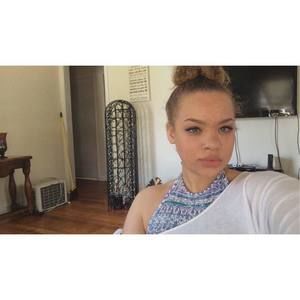 Meet your Posher, Dejanna