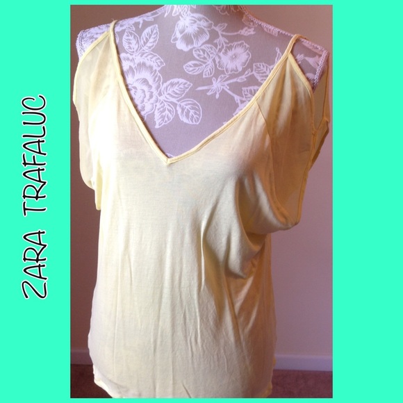 Zara Tops - #255  🌴 ZARA TRAFALUC TOP