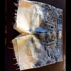 American Eagle Outfitters dipDye Cutoffs