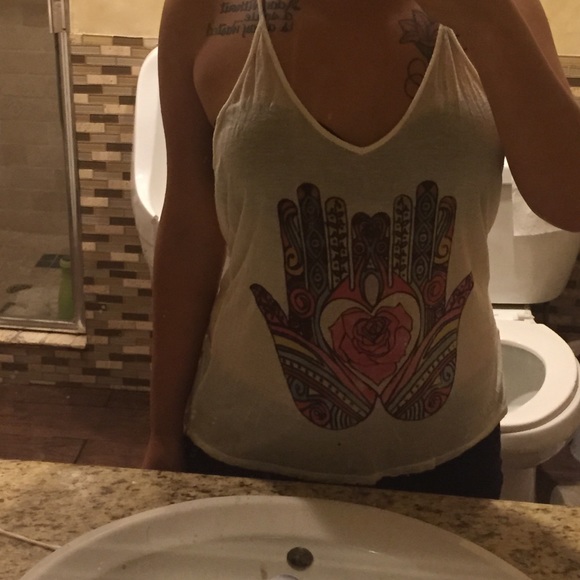 Cute white blouse 💖 - Picture 3 of 4