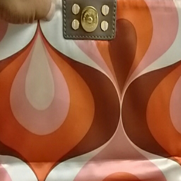 Purse - Picture 2 of 4