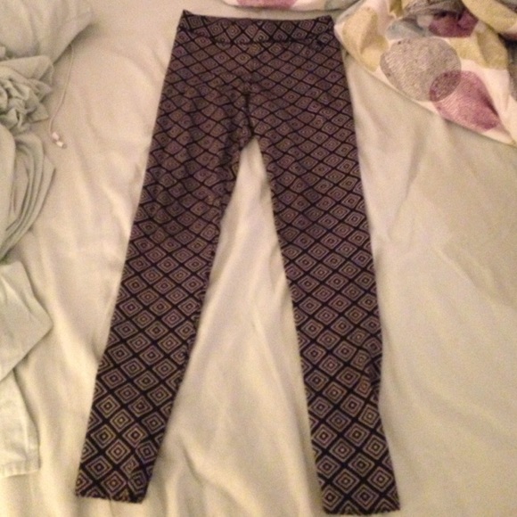 printed leggings