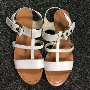 Brooks Brother sandals sz 6.5