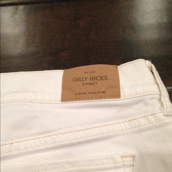 Gilly Hicks White Denim Shorts - Picture 3 of 4