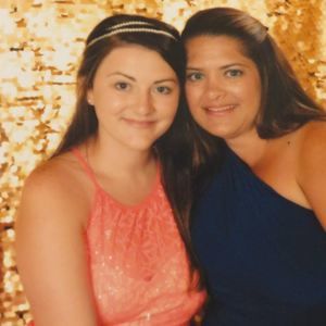 Meet your Posher, April