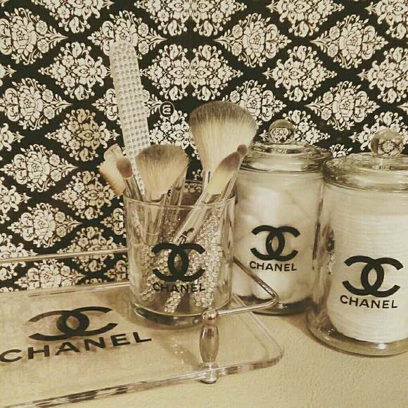 Accessories - Make-Up Brush Holder