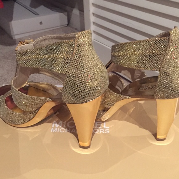 High heels - Picture 4 of 4